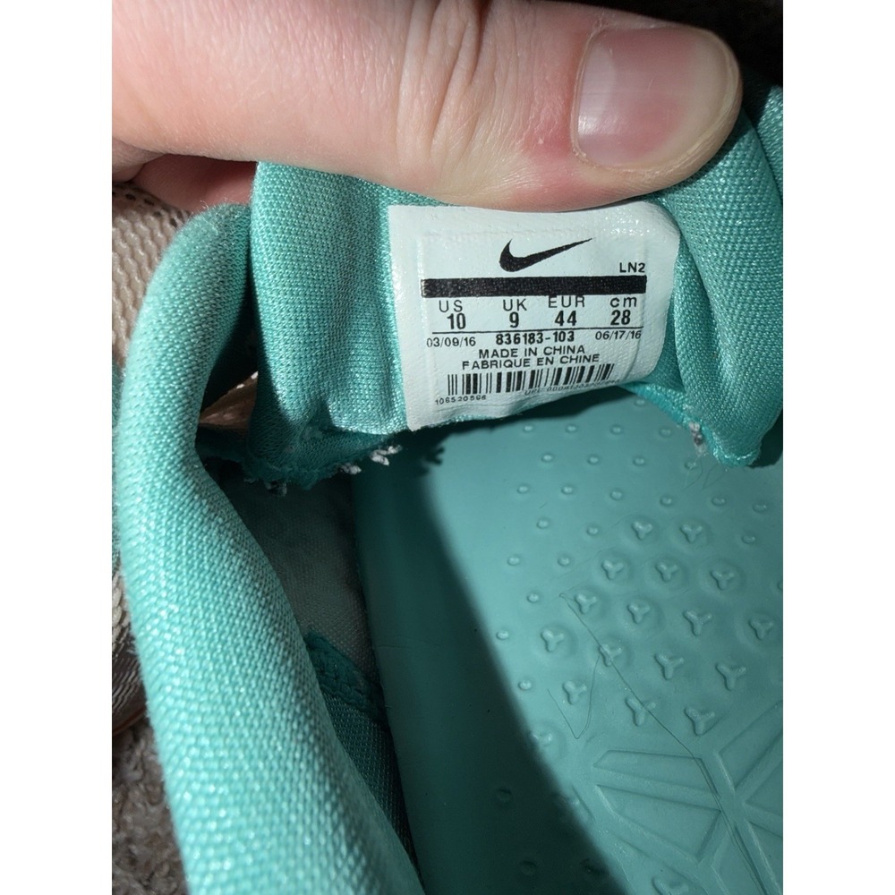 Size 10 - Nike Kobe 11 EM Low Summer 2016 Miami White Teal 836183-103 - Picture 4 of 8